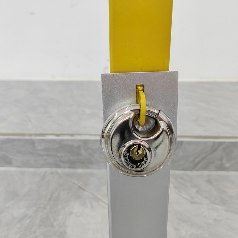 removable bollard